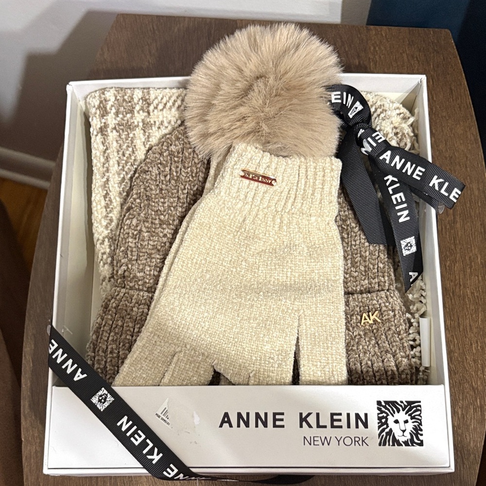 Anne Klein Beige & Taupe Knit Hat, Gloves & Scarf Set